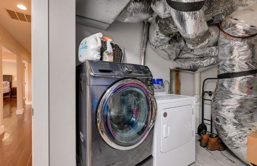 Beautiful Franklin Home with Bunkhouse and Hot Tub! - Foto 30