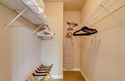 Community Pools and Beach Smith Mountain Lake Condo - Foto 17