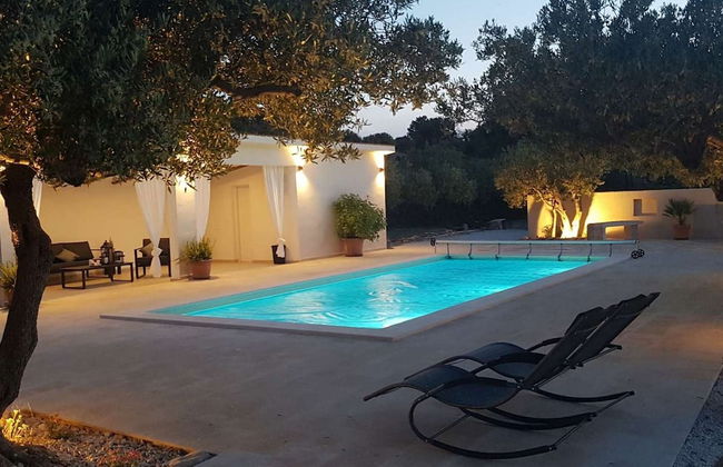 Secluded Oasis With Pool, Outdoor Kitchen, & Landscaped Terraces - Foto 33