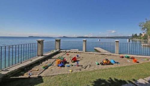 Robert House 50m From The Lake - Happy Rentals - Foto 4