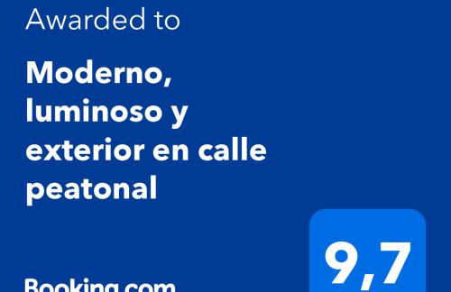 Moderno, luminoso y exterior en calle peatonal - Foto 21