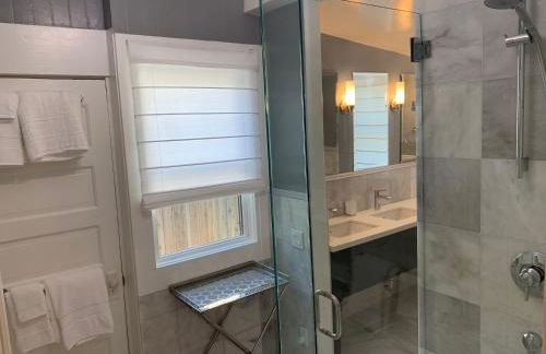 Santa Barbara Classic by Paradise Retreats - Photo 15