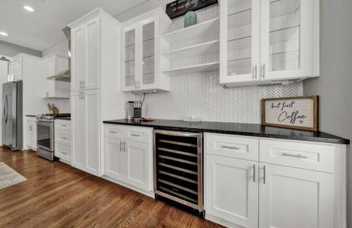 City Views RoofTop Hot Tub & Short Walk to Stadium - Foto 3