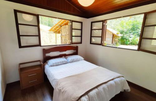 Linda casa em Visconde de Mauá perto da cachoeira - Foto 44