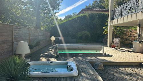 Appartement privé, piscine jacuzzi dans les bois - Foto 1