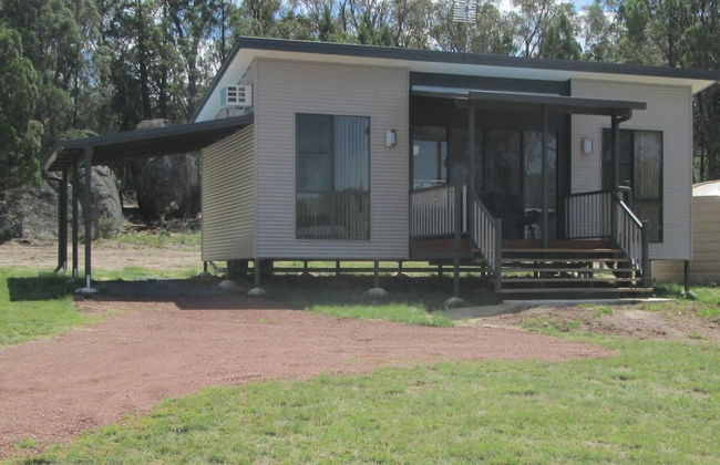 Just Red Wines Vineyard Cabins - Photo 12