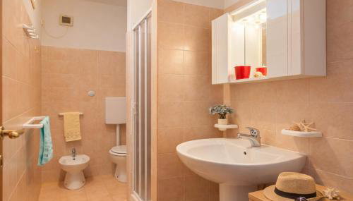 Piazza Verdi SP Roseto Vacanza - Foto 5