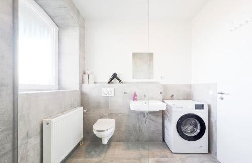 Tolstov Apartments - 3 , 4 and 5 Room Apartments - 20 Min zur Messe DUS - Foto 5