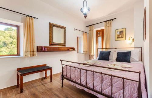 Stemnitsa Stone Residence - Cosy Mountain Escape - Photo 12