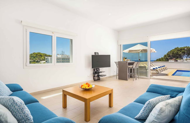 Agueda Menorca - Photo 1