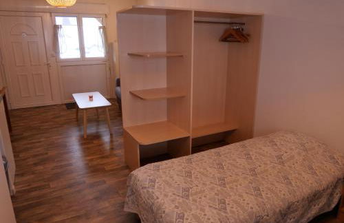 La Babaute 2 Studios 2-4 pers, Calme et nature, balcon et parkings - Foto 15