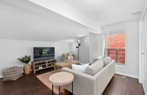 Studio steps to Soccer and OTR and Downtown - Foto 4