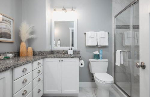 962 Townhouse 3BR Near Downtown Beaches and Wineries - Photo 41