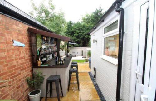 The Villas - Modern Comfort, 15 mins to Silverstone and Milton Keynes - Free parking, Prime, Netflix - Foto 17