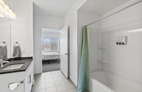 Modern Resort Styled 2BR Apt W Pool, Gym & Hot Tub - Foto 37