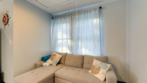 Walk to Fishing Pier, Newport Home with Deck! - Foto 4