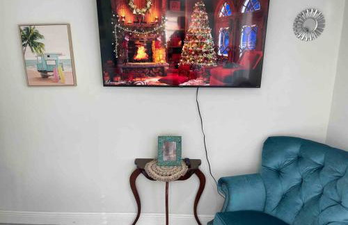 King Bed Downtown Courtyard Apt - Foto 13