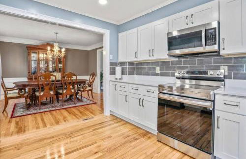 Lovely 5Bed, 3-FullBath ! 5min to free way I-85 - Foto 51