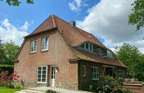 Artist's Studio House In Aukrug Nature Park - Photo 33