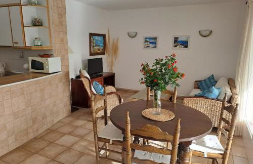 Apartamento con piscina a 50m de la playa - Foto 33