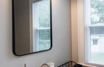 2BR Haven: Remodeled Gem! - Foto 40