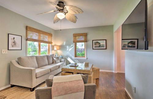 Yard and Hot Tub Historic Lake Worth Cottage! - Photo 3