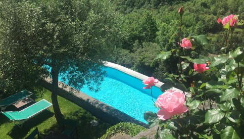 Stunning Medieval Mountain Retreat With Pool - Photo 2