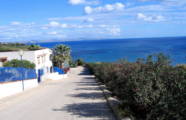 Holiday House With Panoramic View, Balcony, Wifi, and Near the Sea - Foto 38