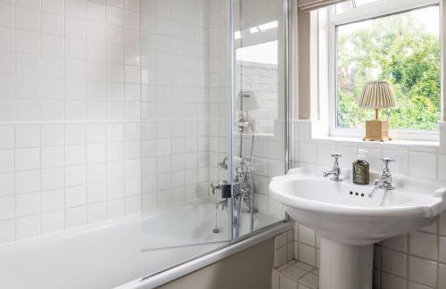 Little House - Photo 17