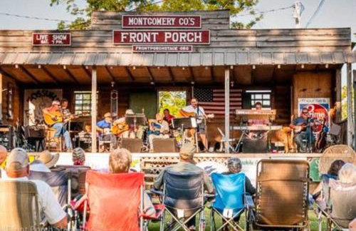 Lake Ouachita's Luxury Lake House - Foto 13