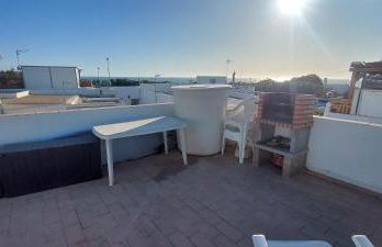 Casa totalmente nueva a 50 metros de la playa - Foto 4