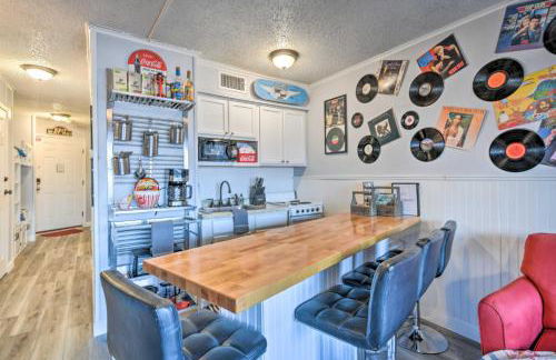 Beachfront Corpus Christi Condo with Arcade Room! - Foto 2