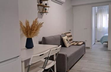 Charming Apartment up to 4 Persons 3 min to Metro - Foto 3