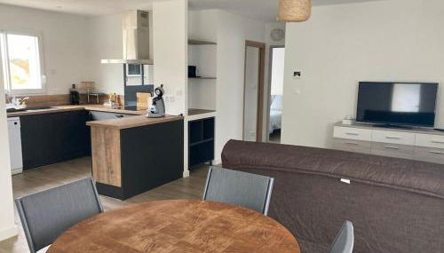 Maison Chaleureuse à 10 min du Futuroscope - Foto 5