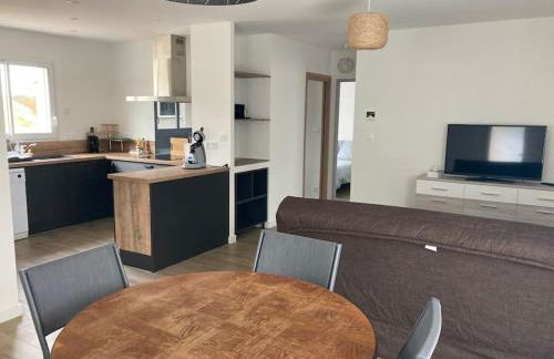 Maison Chaleureuse à 10 min du Futuroscope - Foto 5