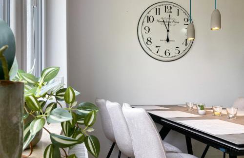 170qm Apartment in Natur für Familien mit Parken, 2 Balkone, und Küche - Photo 17