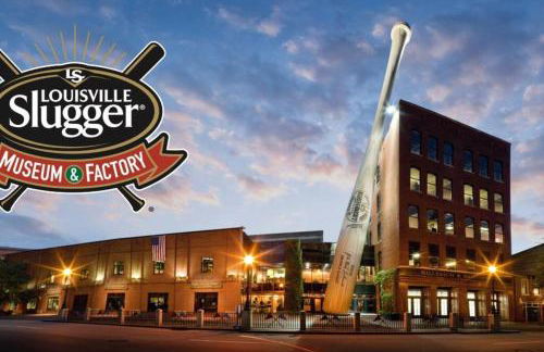 Luxury 8 Bed/4 Ba NuLu Home Private yard/parking - Foto 69