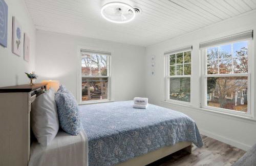 Steps to the Beach Cozy Central AC - Foto 15