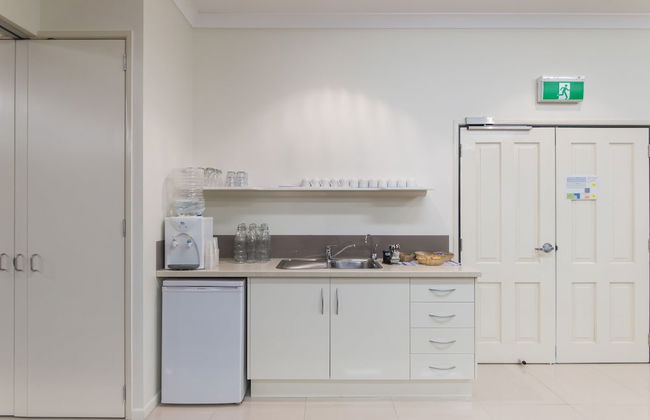 Apartments on Palmer - Photo 24