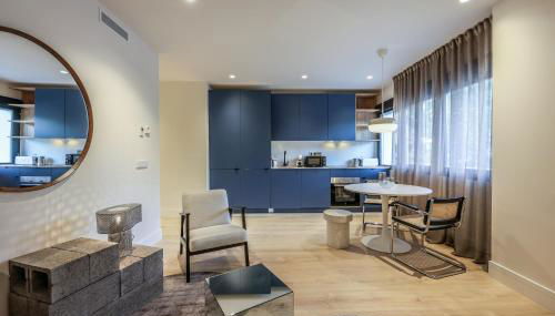 AmazINN Places Palacio Real - Foto 3