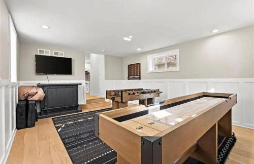 Newly Renovated! Beautiful home with game room. - Foto 5