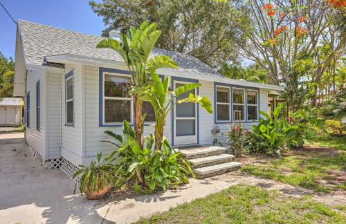 Lovely Cottage Near Downtown Stuart and Beaches - Photo 27