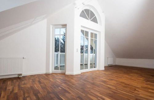 Phantastisches Haus mit Pool direkt in München - Photo 6