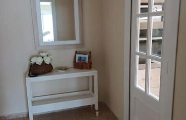 Sunny, spacious 3 bedroom apartment with seaview - L1 Red line stop PARADIS 2 min walk from rental - Photo 3