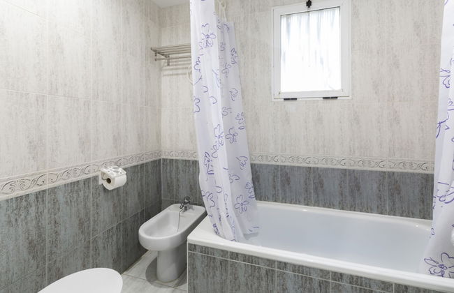 Estornell With 2 Bedrooms and 1 Bathrooms - Foto 15