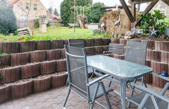 Serene Holiday Home in Naumburg near River - Foto 21