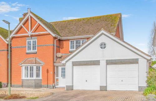 Henrow House Lymington 4 Bed Detached Home with Hot Tub - Foto 1