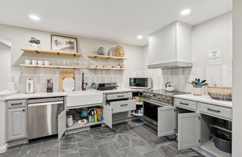 5BR Home Patio, Kitchen, Laundry Sleeps 14 #LW - Foto 13