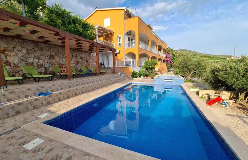 Apartmani Tolj - Photo 1