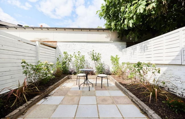 The Langthorme Park Place - Trendy 3bdr House With Garden and Study Room - Foto 6